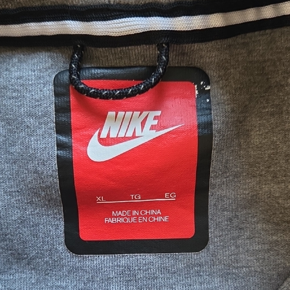 Nike Sportswear Tech Fleece Heather Grey Hooded Full-zip Vest - Size XL - Picture 10 of 12